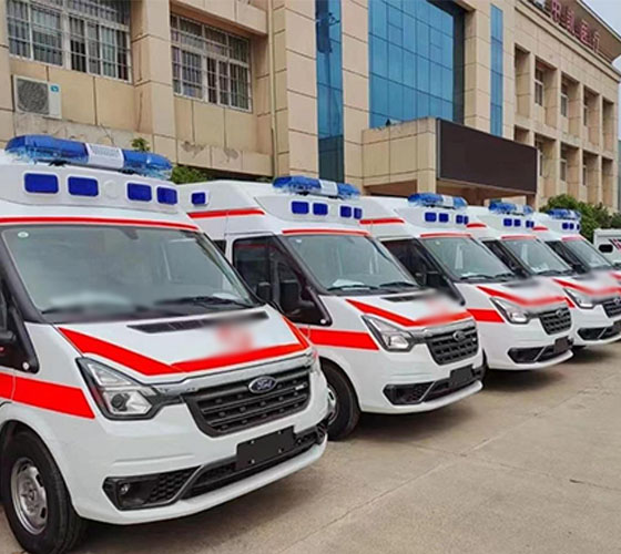 香格里拉市服务车队展示