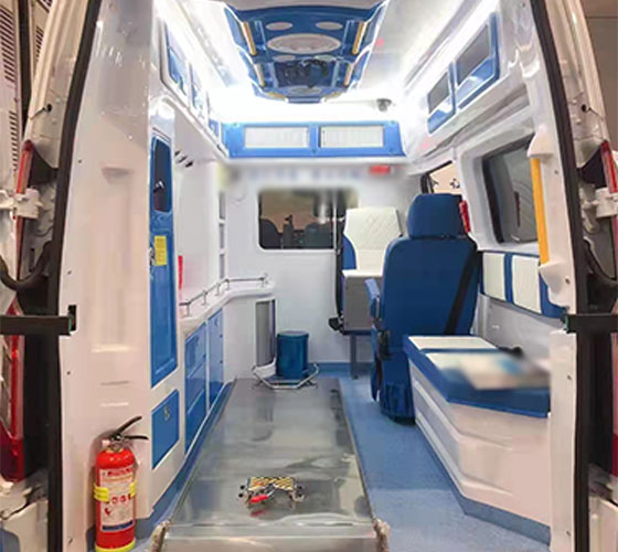 香格里拉市车辆内部展示